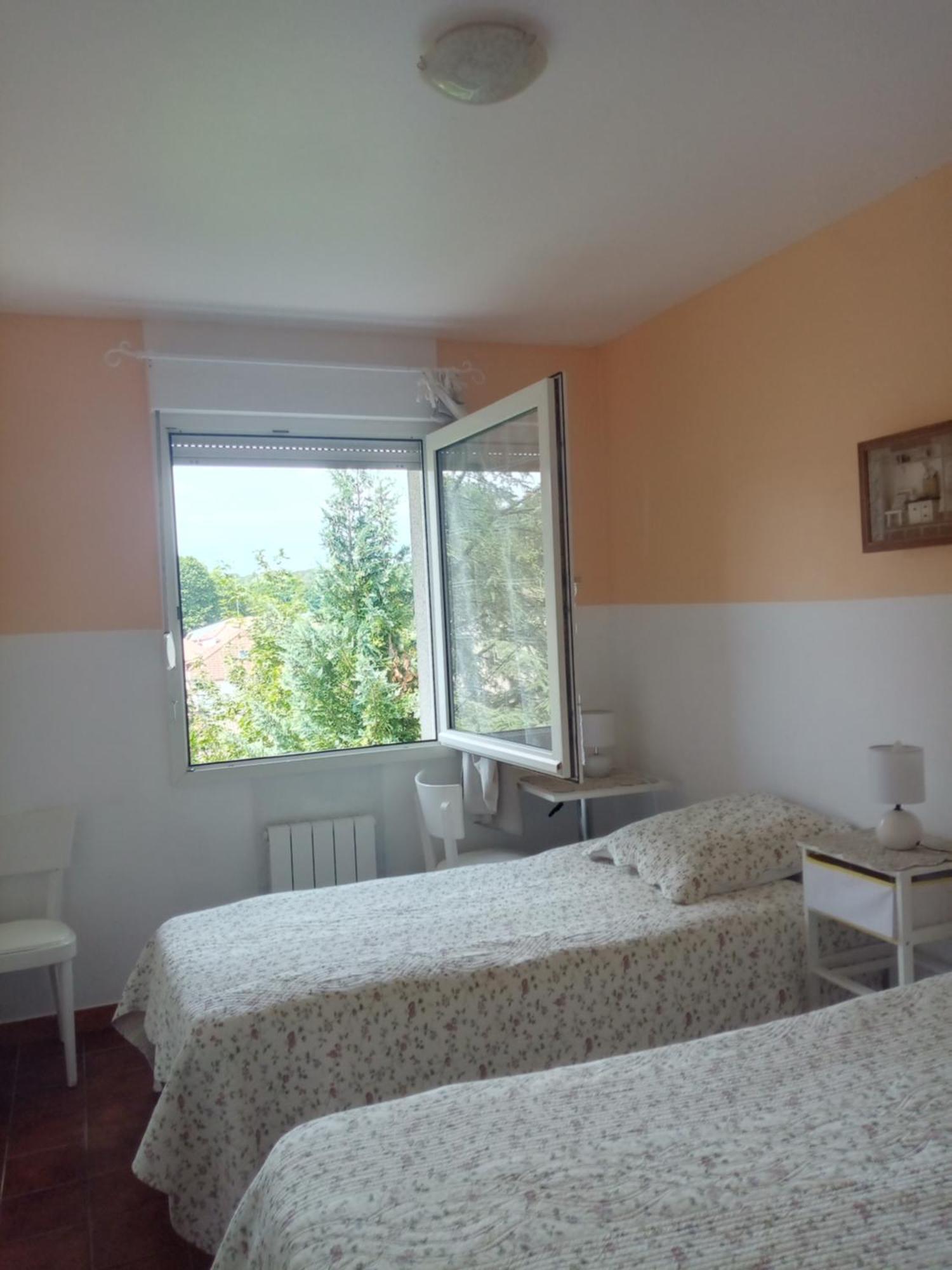 Villa Arc En Ciel Et Cle Des Champs Contrexéville Esterno foto